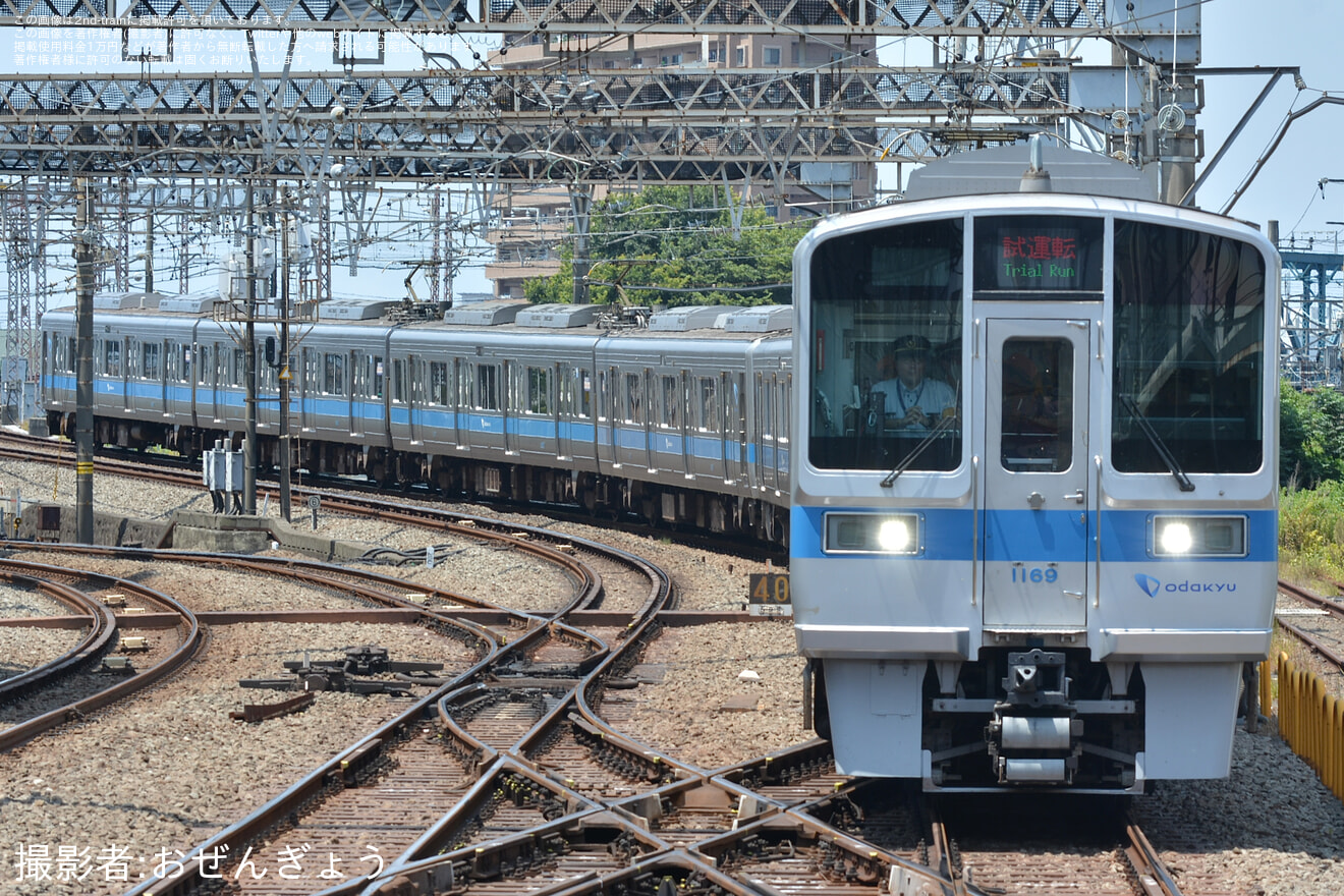 【小田急】1000形1067F+1069F(1067×4+1069×4)江ノ島線TASC試運転の拡大写真