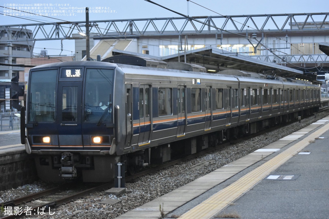 【JR西】207系Z2編成網干総合車両所本所入場回送の拡大写真