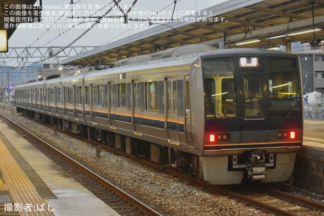 【JR西】207系Z2編成網干総合車両所本所入場回送を不明で撮影した写真