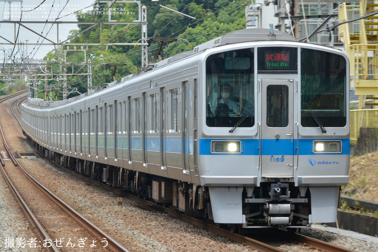 【小田急】1000形1067F+1069F(1067×4+1069×4)江ノ島線TASC試運転の拡大写真