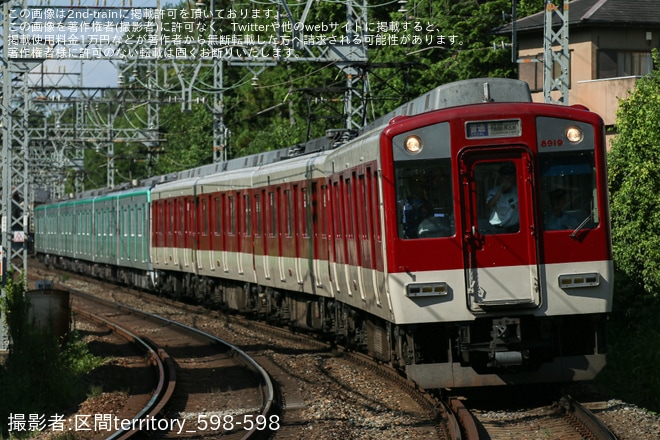 【近鉄】20系KS35が8810系FL20を救援する回送列車が運転を不明で撮影した写真