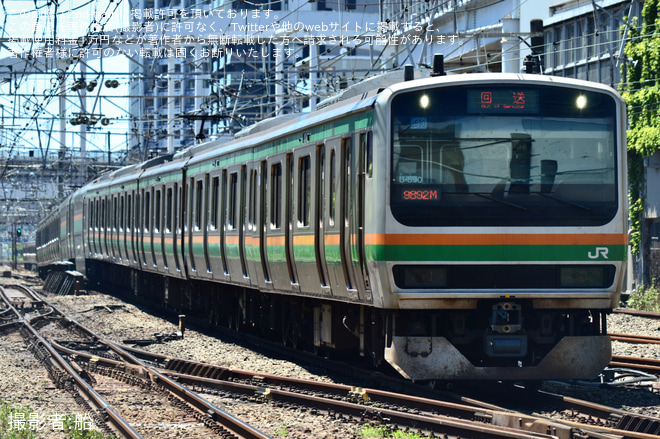 【JR東】E231系ヤマU-590編成 国府津車輪転削返却回送を横浜駅で撮影した写真