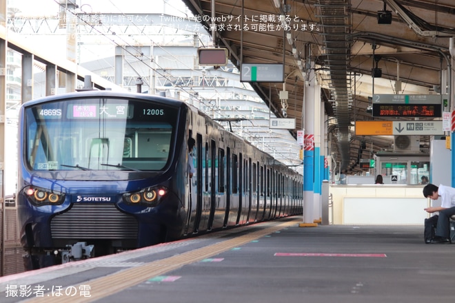 【相鉄】12000系12105×10(12105F)が通勤快速大宮行きで大宮へを北与野駅で撮影した写真