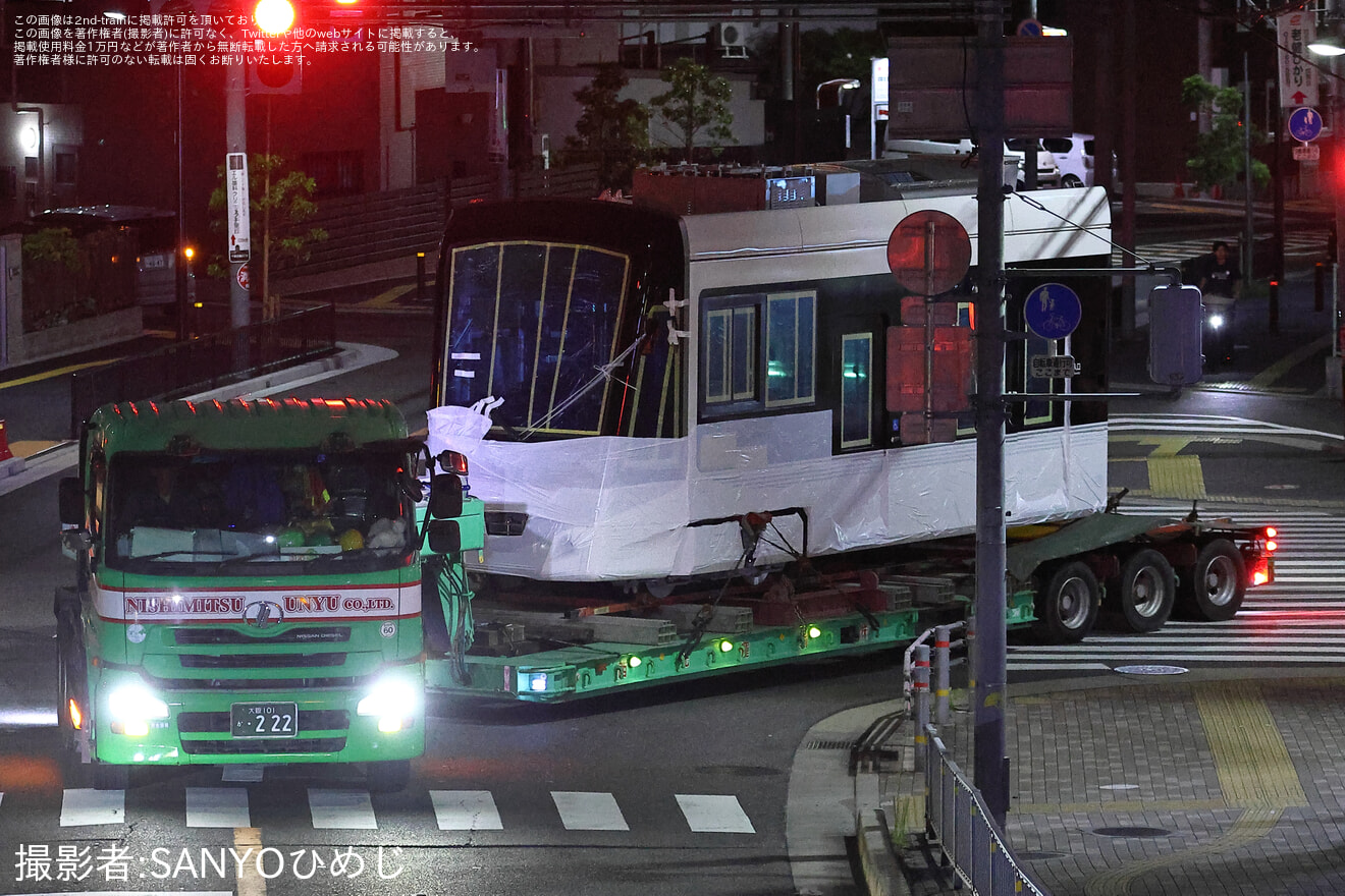 【熊本市営】新型車両熊本市電2400形 陸送の拡大写真