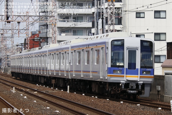 【南海】1000系1002Fの和歌山市方先頭C#1502スカートが欠けた状態で運用を不明で撮影した写真