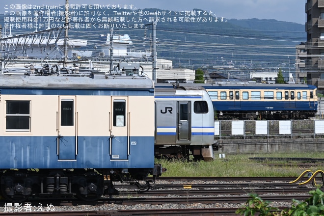 【JR東】E217系クラY-15編成のグリーン車が廃車解体が進行中を長野総合車両センター付近で撮影した写真