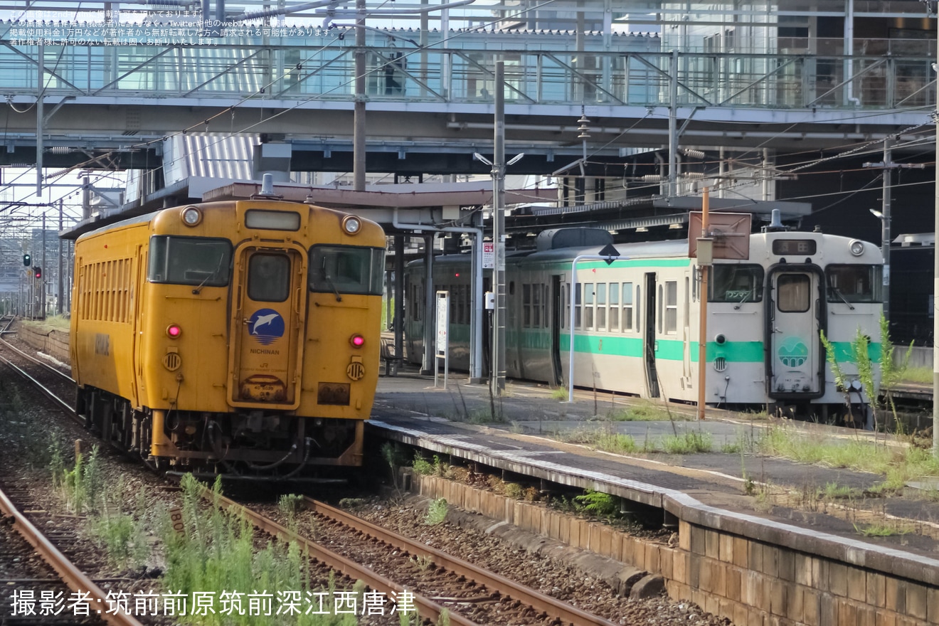 【JR九】キハ40-8099小倉総合車両センター入場の拡大写真