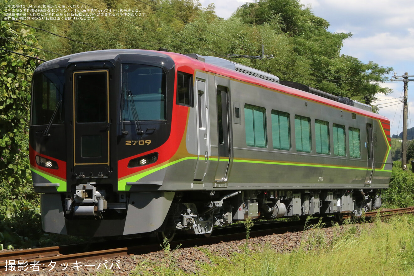 【JR四】2700系2709号車が検査を終えて多度津工場出場試運転の拡大写真