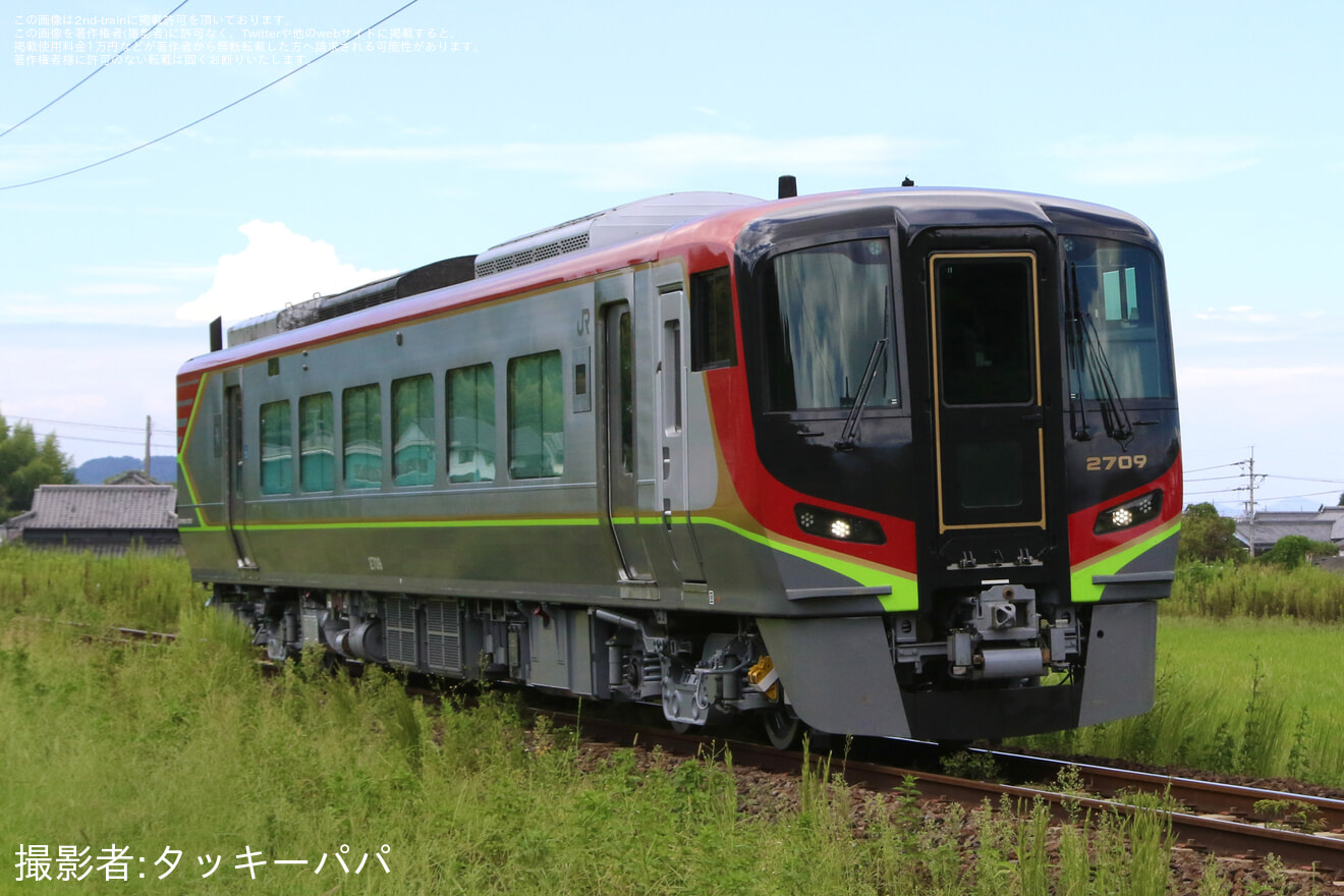 【JR四】2700系2709号車が検査を終えて多度津工場出場試運転の拡大写真