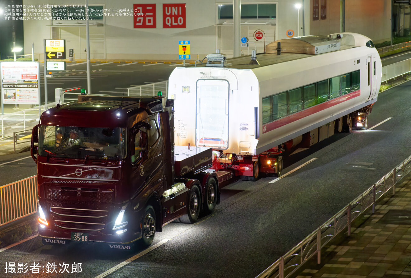 【JR東】E657系カツK11編成の先頭車(クハE657-11)が陸送の拡大写真