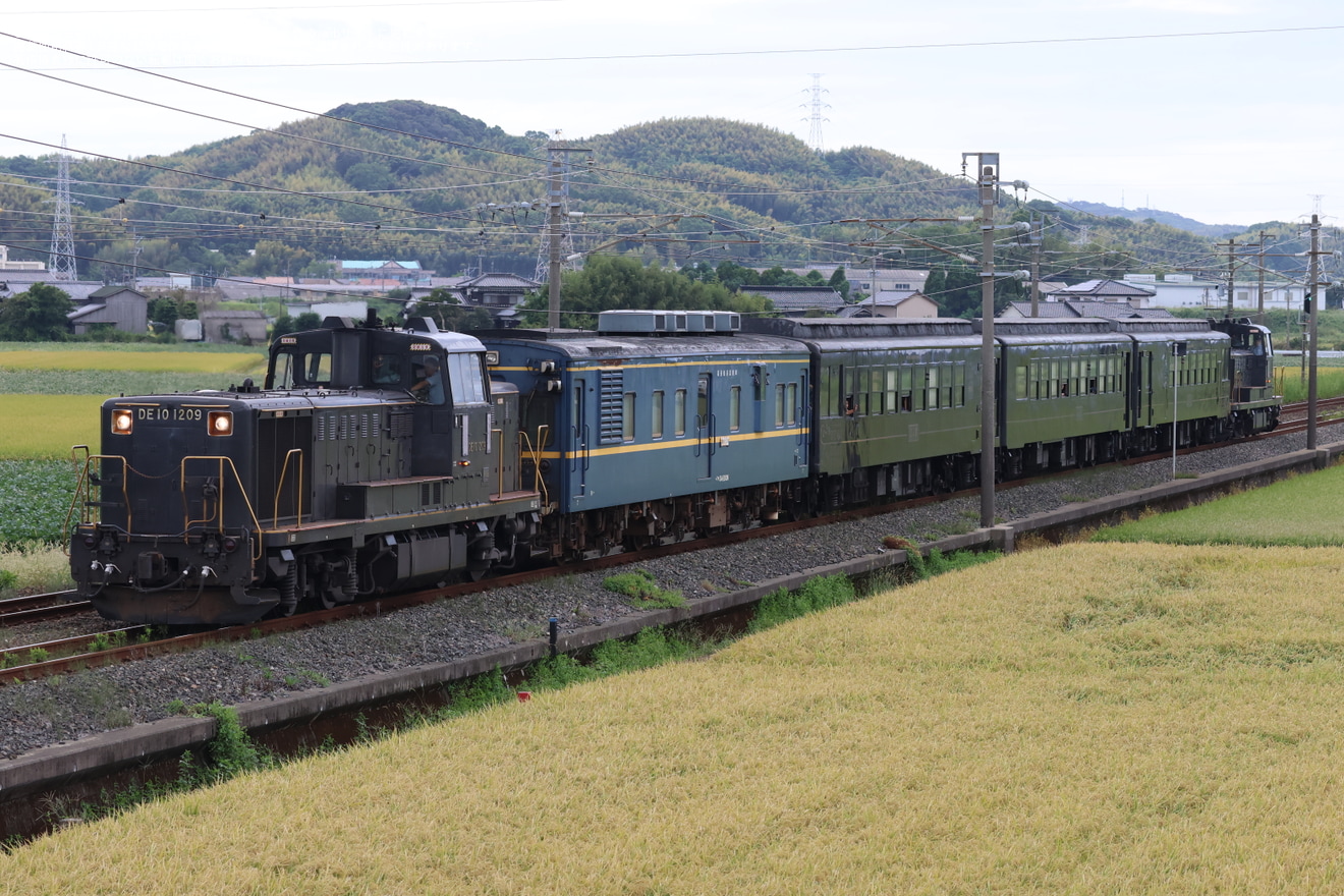 【JR九】マヤ34形50系客車連結「最初で最後の特別運行50系客車特別運行」ツアーを催行の拡大写真