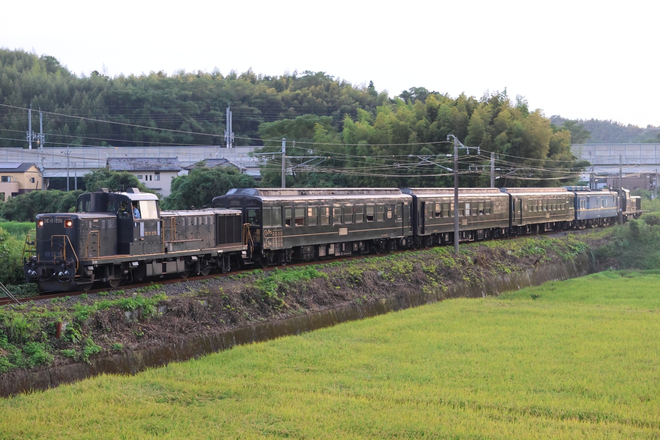 【JR九】マヤ34形50系客車連結「最初で最後の特別運行50系客車特別運行」ツアーを催行の拡大写真