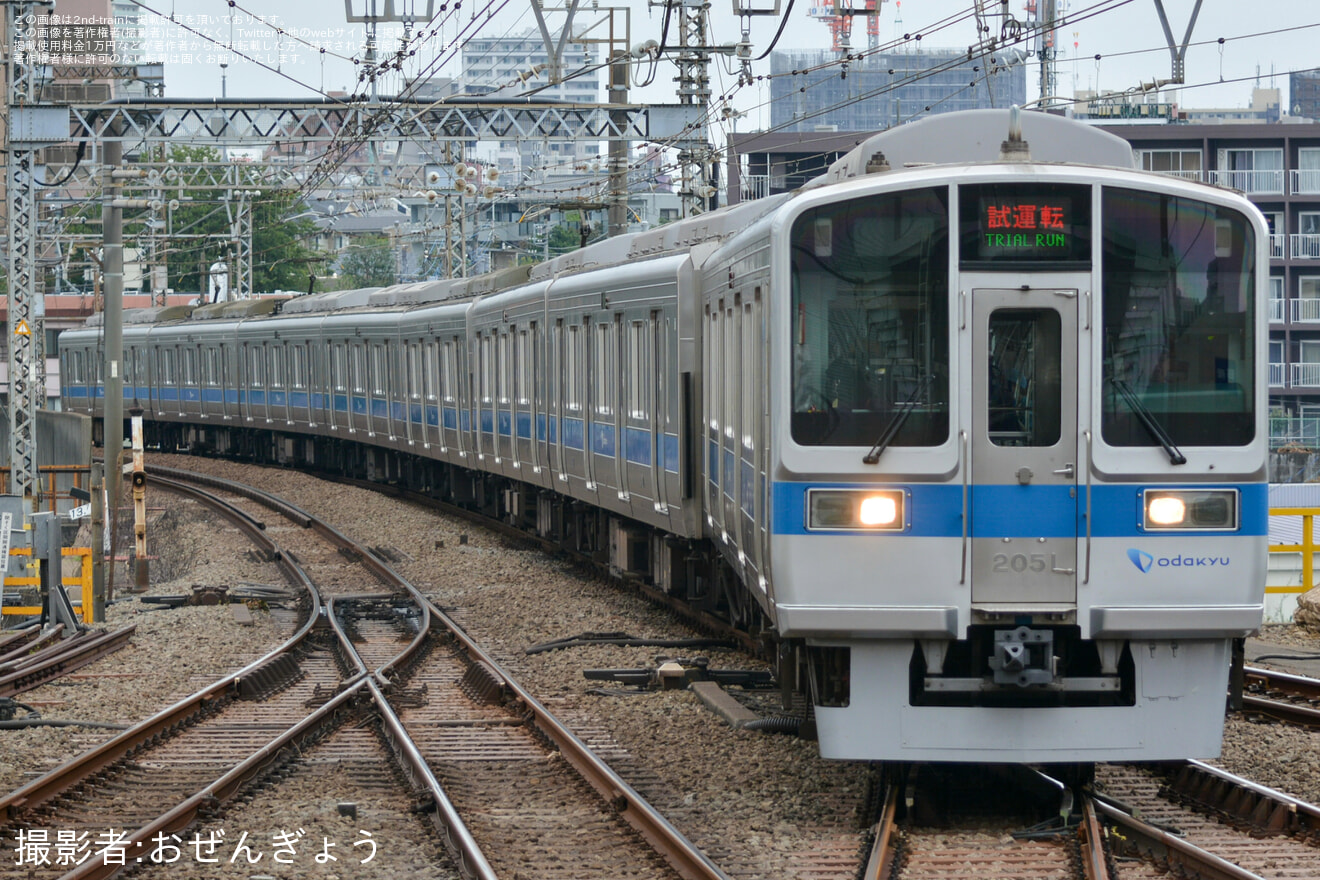 【小田急】2000形2051F(2051×8)江ノ島線TASC試運転の拡大写真