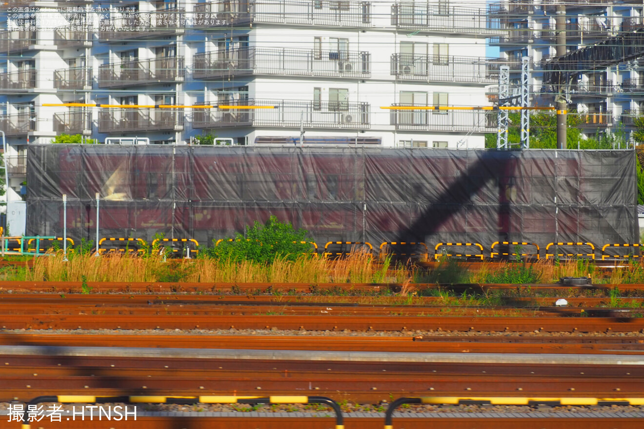 【京急】脱線復旧訓練車の1706号車の周りに足場が取り付けられるの拡大写真