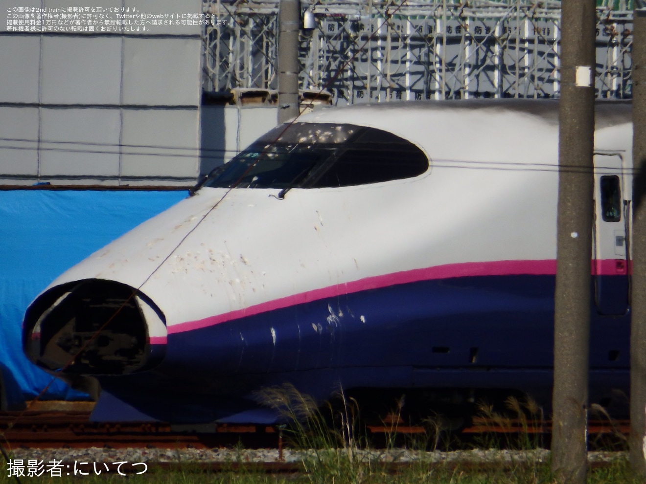 【JR東】E2系J69編成が新潟新幹線車両センター解体線へ移動の拡大写真