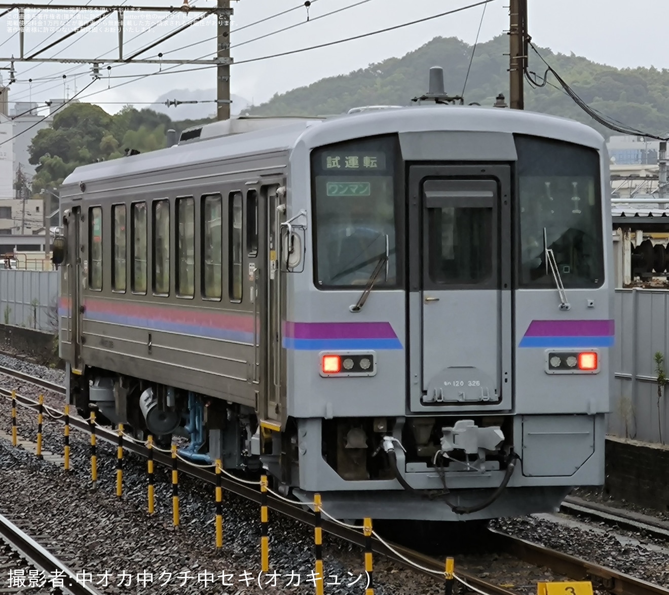 【JR西】キハ120-326下関総合車両所本所出場試運転の拡大写真