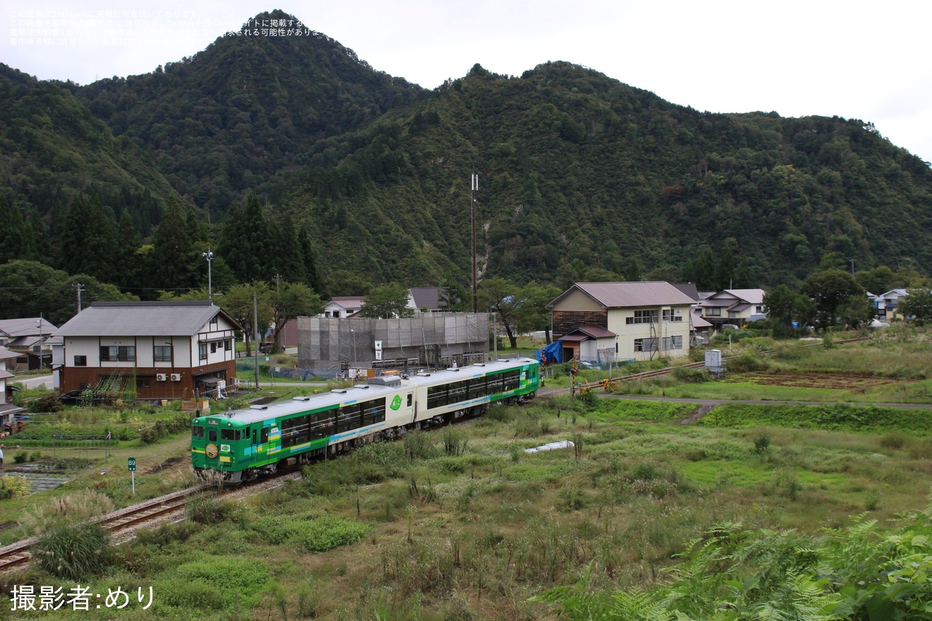 【JR東】快速「風っこ只見線 満喫号」が臨時運行の拡大写真