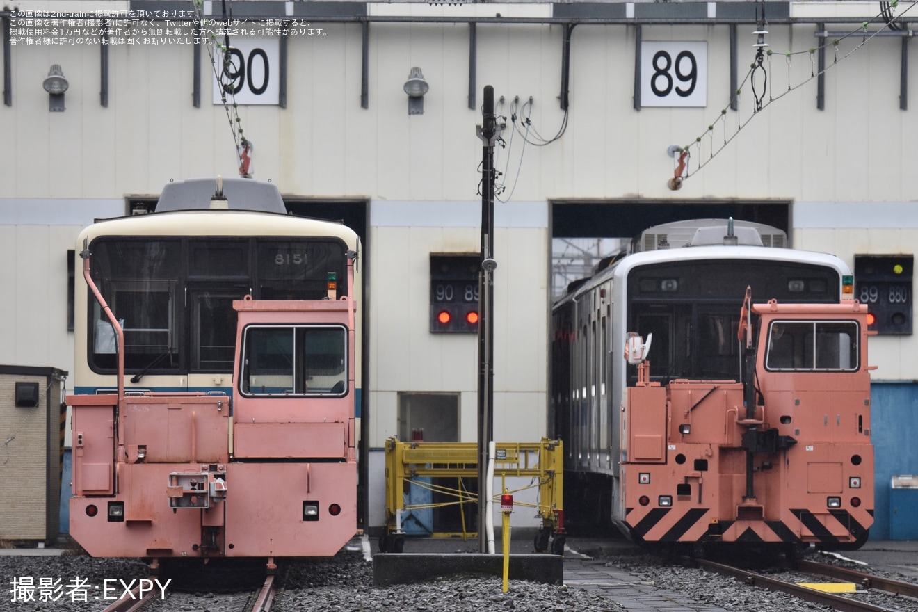 【小田急】8000形8051F(8051×4)が 大野総合車両所90番線に入線の拡大写真