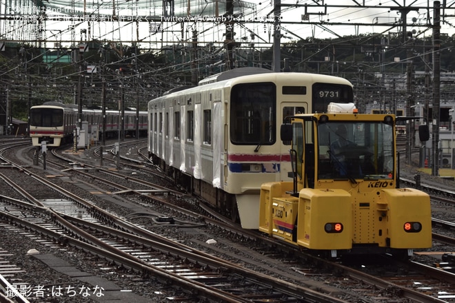 【京王】更新工事中の9000系9731Fのうちクハ9731・クハ9781の入換が目撃