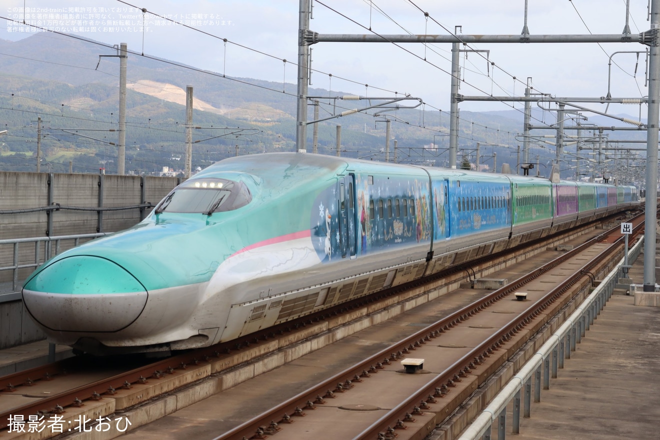 【JR東】「Magical Journey Shinkansen」ラッピング開始の拡大写真