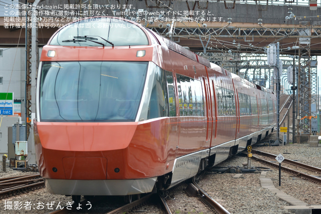 【小田急】70000形70051F(70051×7)試運転を海老名駅で撮影した写真