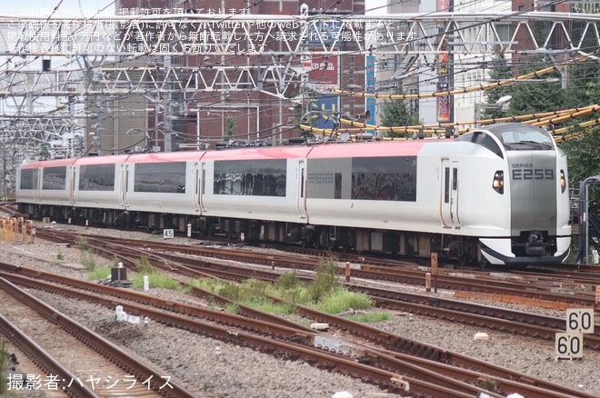 を新宿駅で撮影した写真