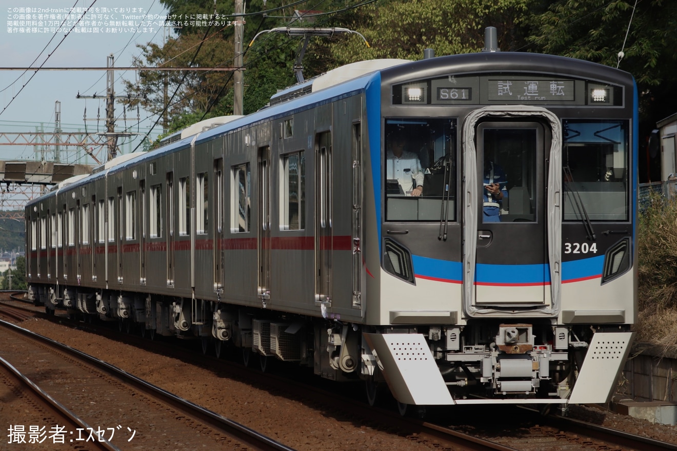 【京成】新型車両3200形が幌付きで日中試運転を実施の拡大写真