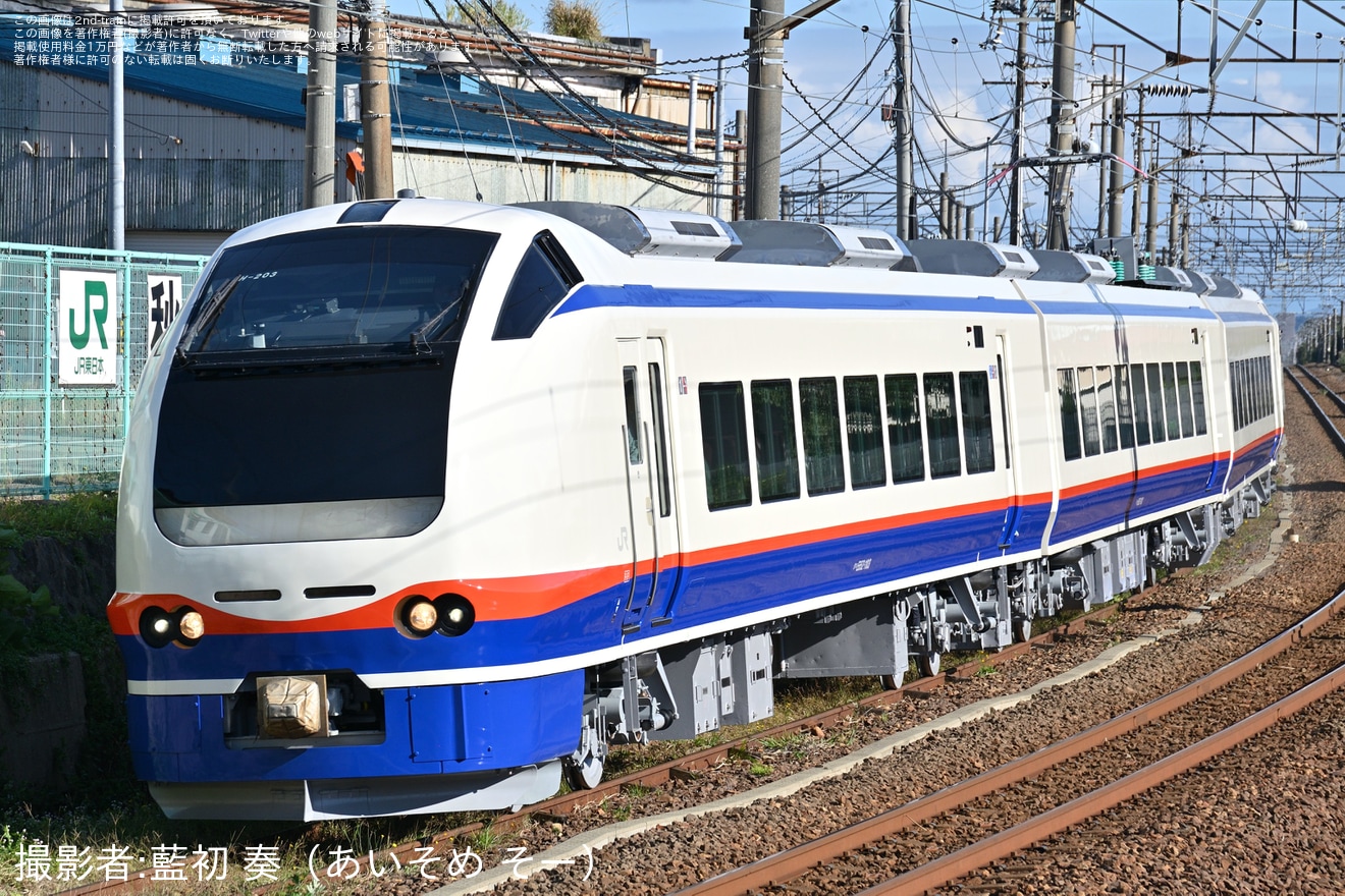 【JR東】E653系H-203編成秋田総合車両センター構内試運転の拡大写真