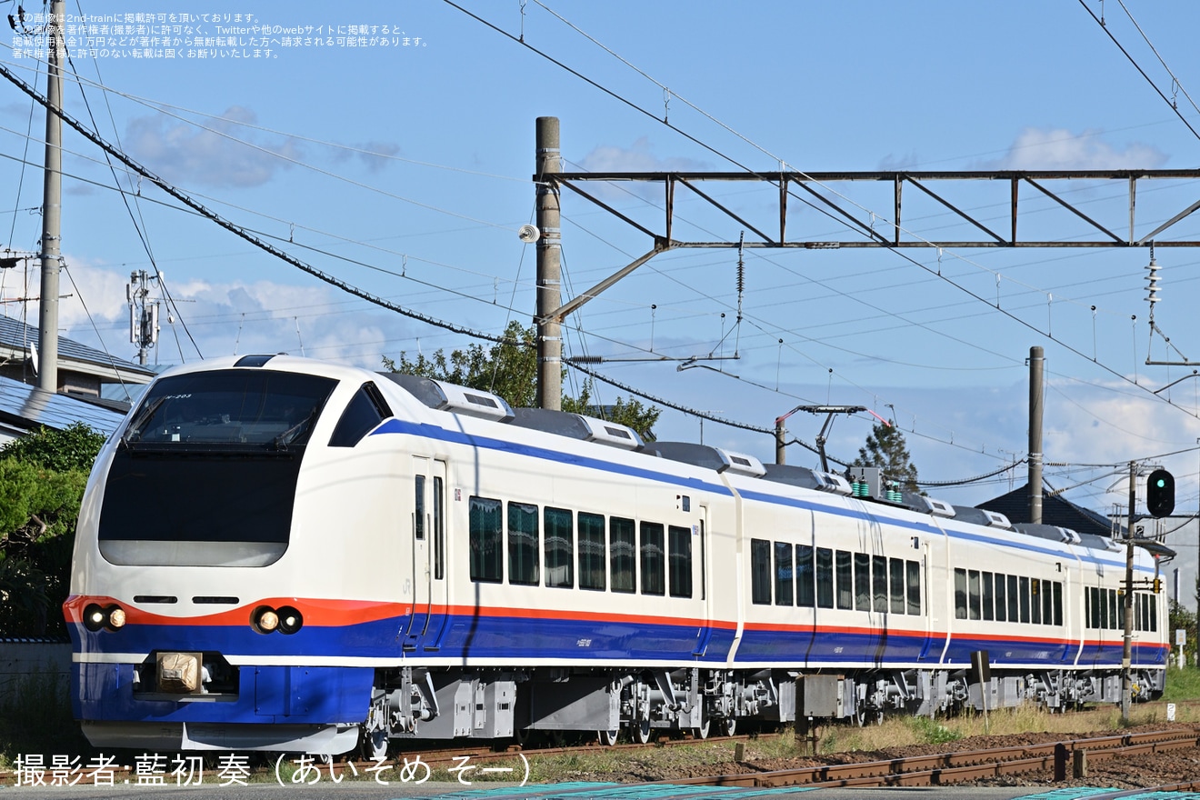 【JR東】E653系H-203編成秋田総合車両センター構内試運転の拡大写真