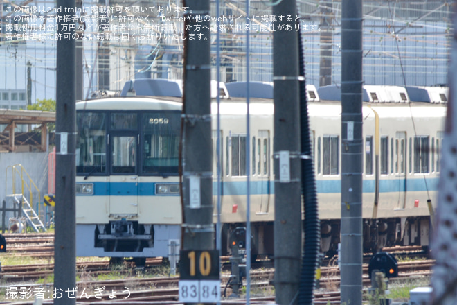 【小田急】8000形8059F(8059×4)廃車に向けた作業を大野総合車両所で撮影した写真