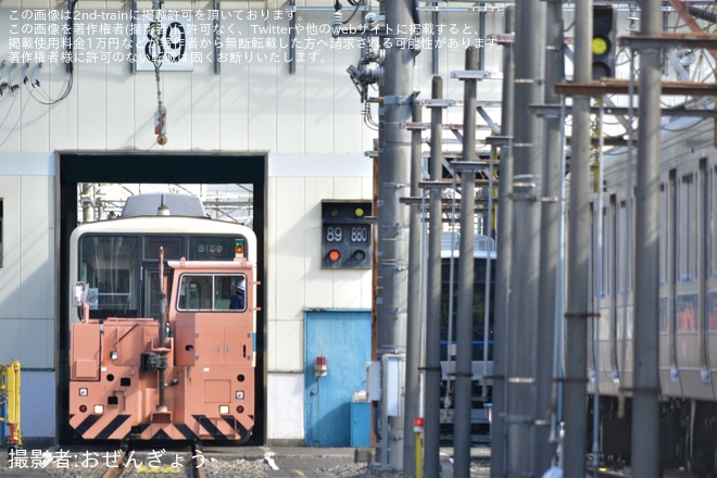 【小田急】8000形8059F(8059×4)が大野総合車両所89番線へを大野総合車両所で撮影した写真