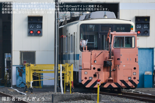 【小田急】8000形8059F(8059×4)が大野総合車両所89番線へを大野総合車両所で撮影した写真