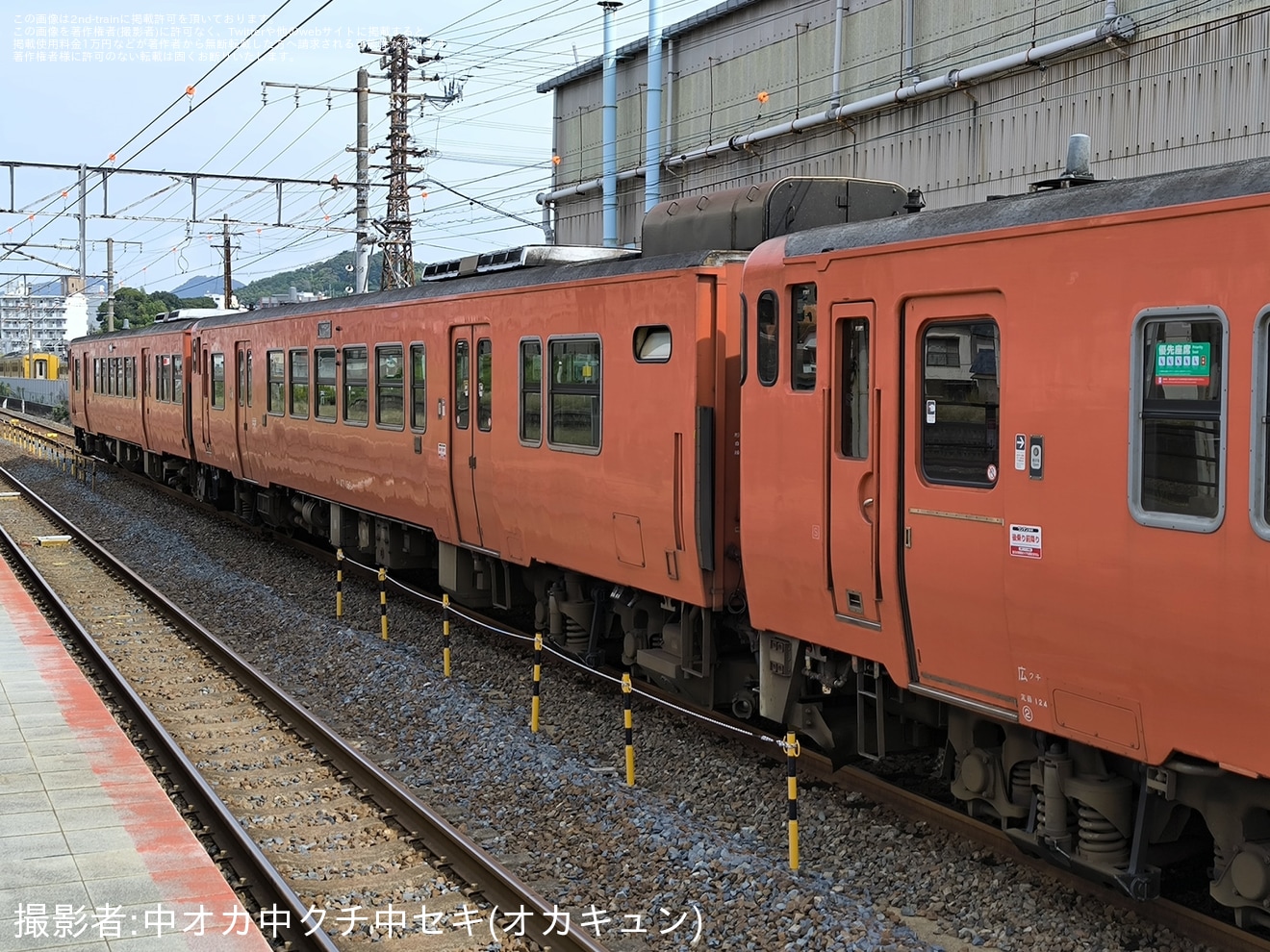 【JR西】キハ47-152とキハ47-3502下関総合車両所本所入場回送の拡大写真