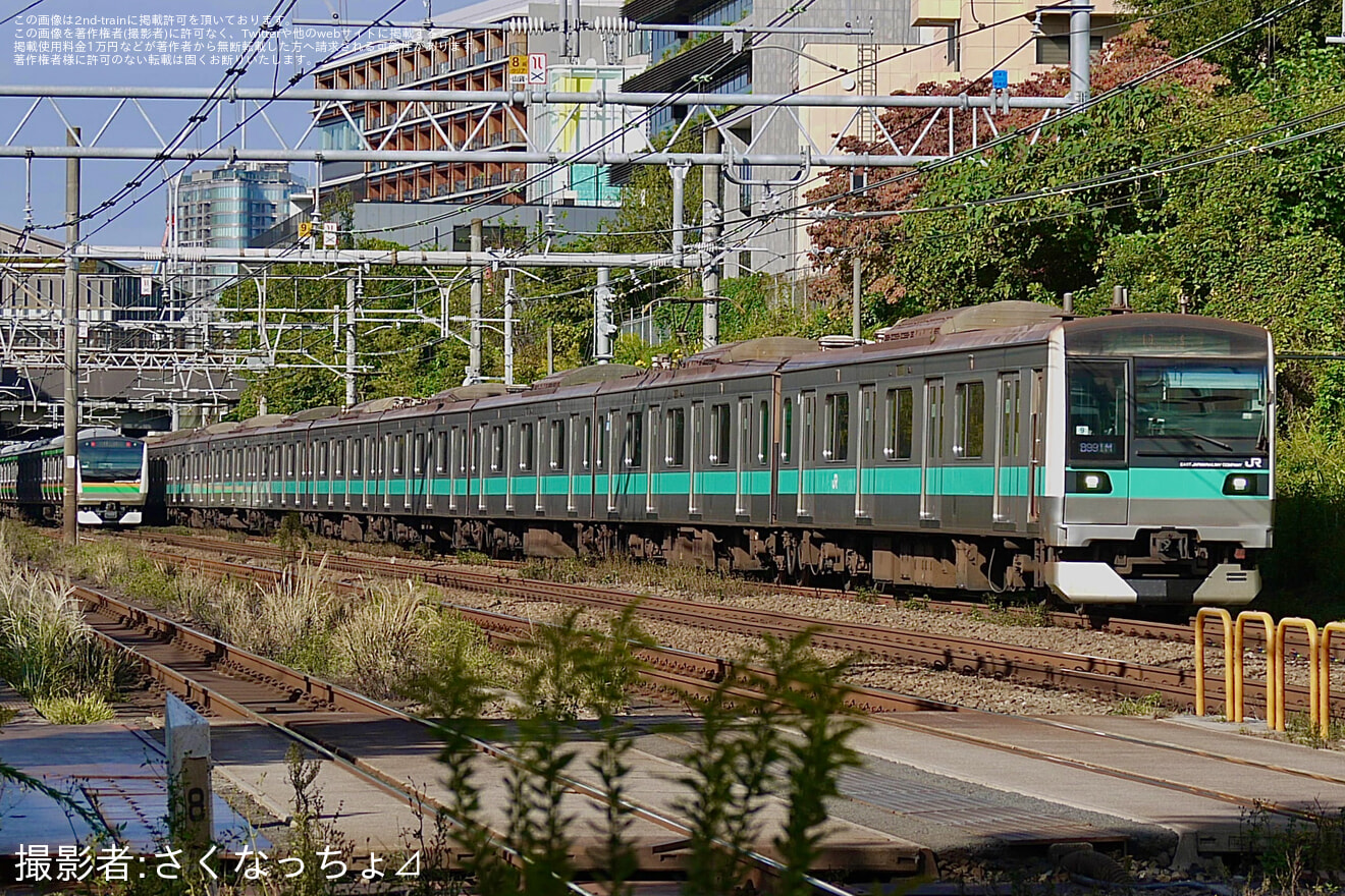 【JR東】E233系2000番台マト9編成 東京総合車両センター入場回送の拡大写真