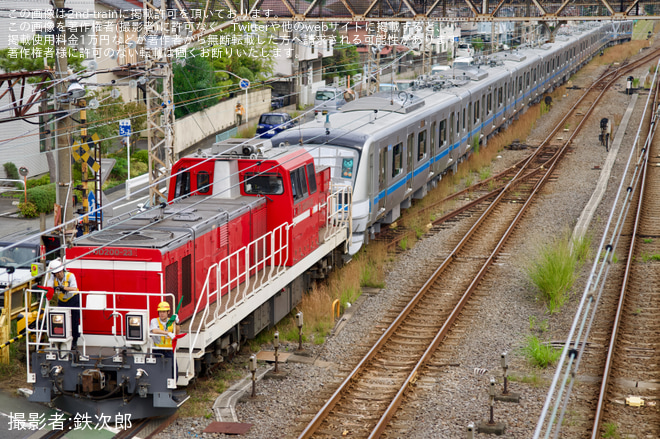  【小田急】5000形5063×10(5063F)J-TREC横浜事業所出場甲種輸送を逗子駅付近で撮影した写真