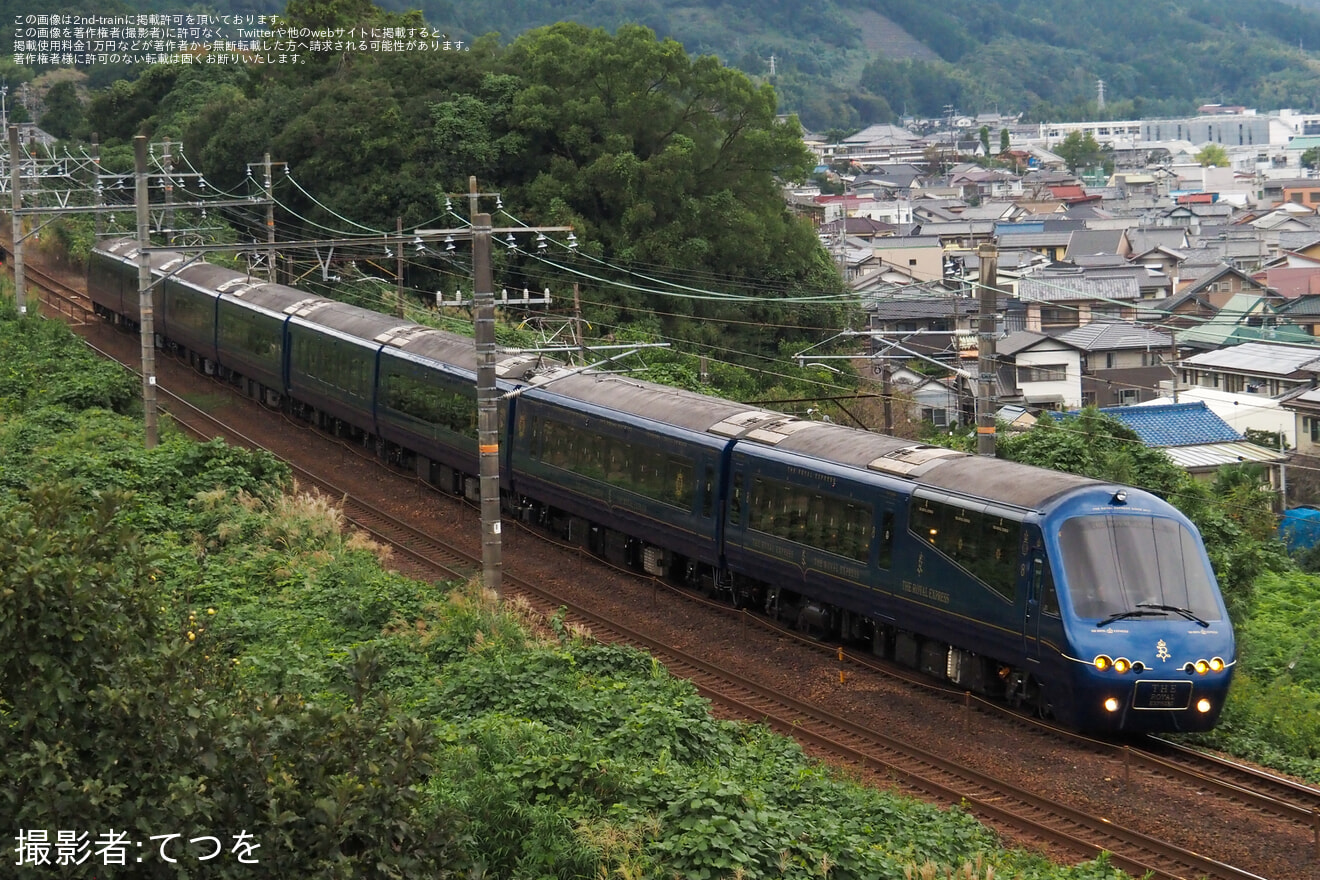 【伊豆急】2100系R5編成『THE ROYAL EXPRESS』が新居町まで試運転の拡大写真