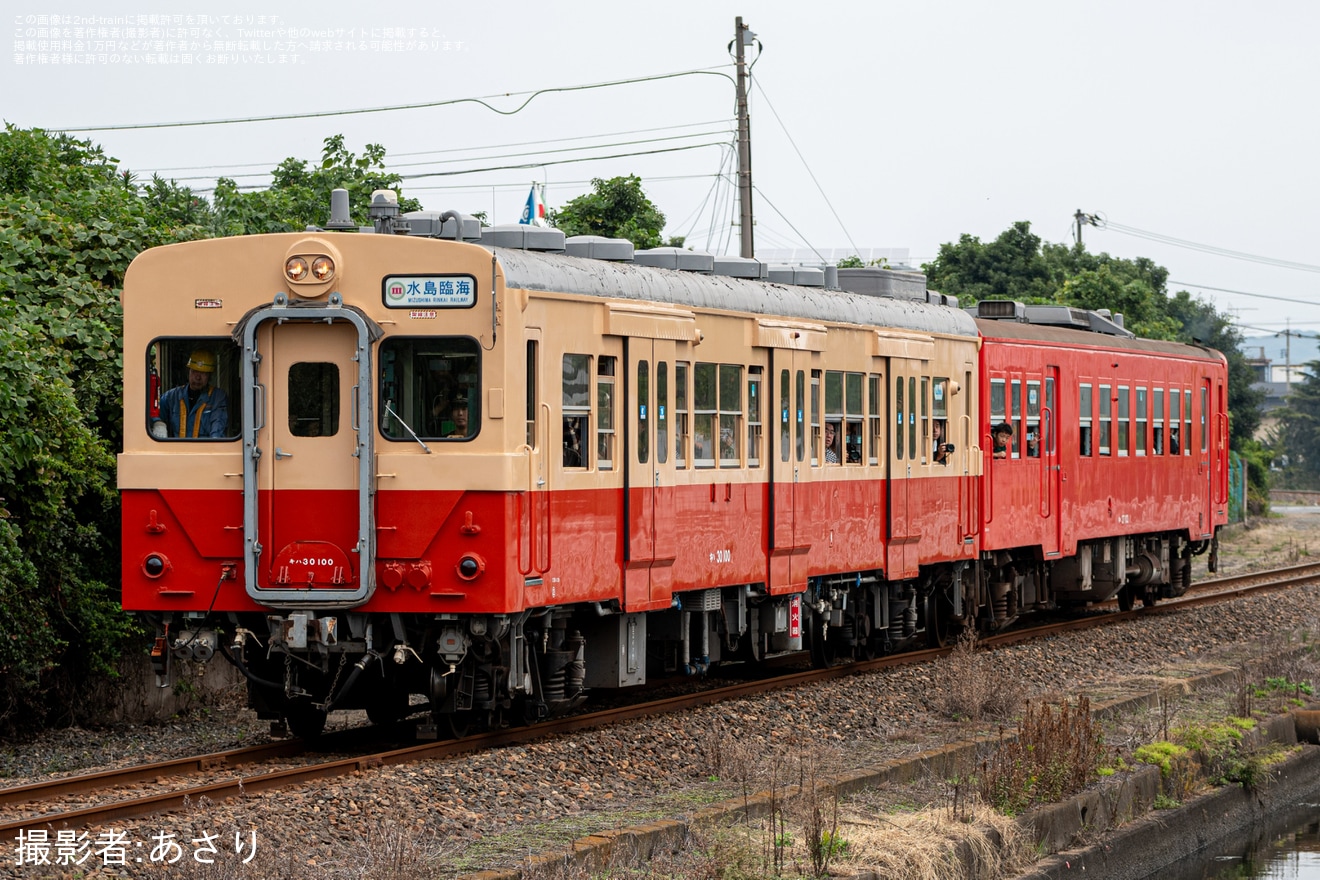 【水島】「キハ30+キハ37」特別運行とキハ37+キハ38+キハ37+キハ30の4両編成が運転の拡大写真