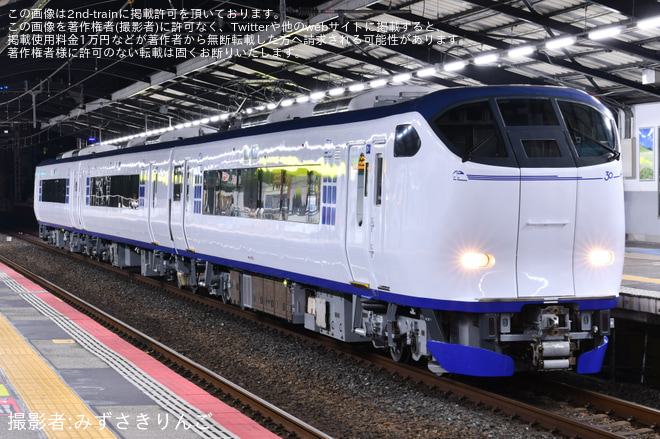 【JR西】281系HA631編成(付属編成)がキティラッピングを解除され、吹田総合車両所本所を出場