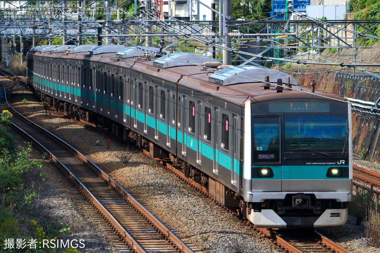 【JR東】E233系2000番台マト9編成 東京総合車両センター出場回送の拡大写真