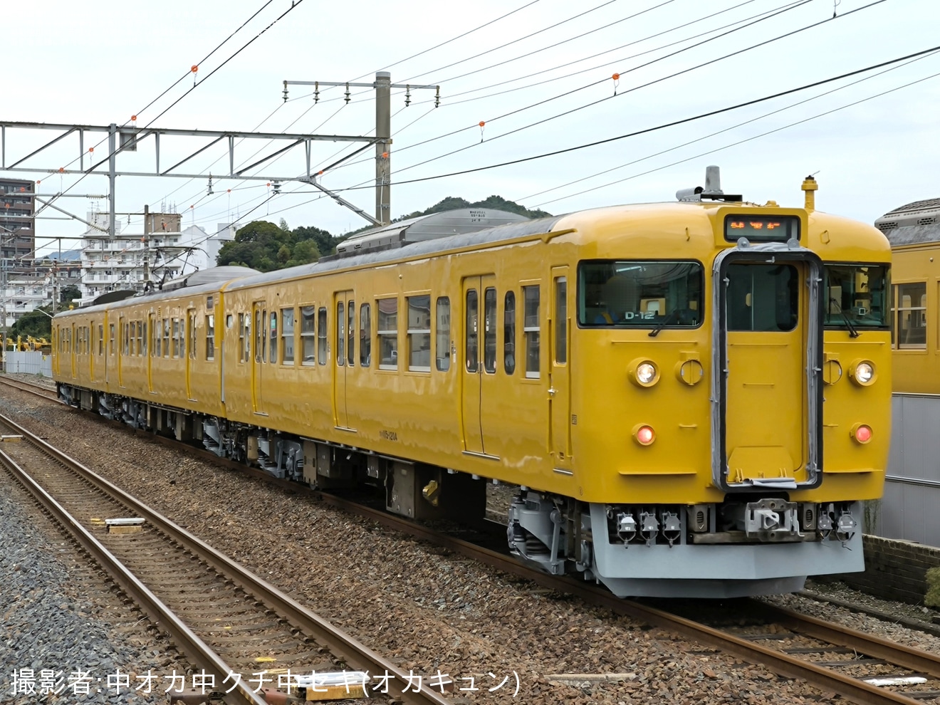 【JR西】115系D-12編成下関総合車両所本所構内試運転の拡大写真