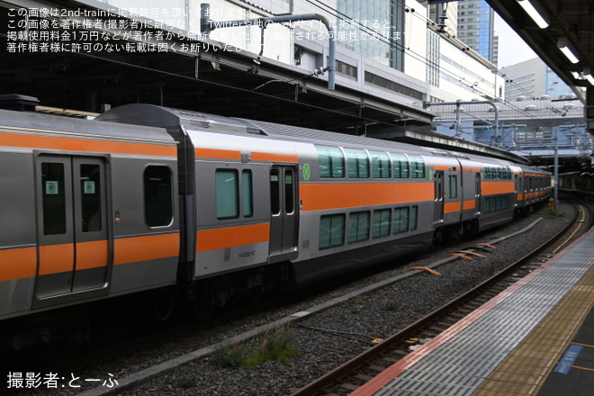 【JR東】E233系H59編成が幕張から返却回送を品川駅で撮影した写真