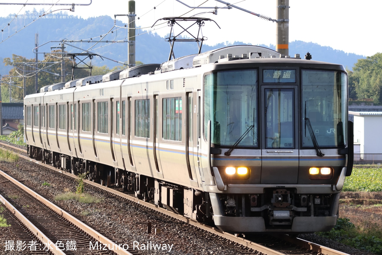 【JR西】滋賀県秋季高校総体開催に伴う臨時電車 普通木ノ本行きが運転の拡大写真