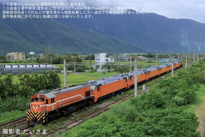 【台鐵】新型電機E500型E513/E514/E515/E516/E517/E518が花蓮港から輸送を不明で撮影した写真