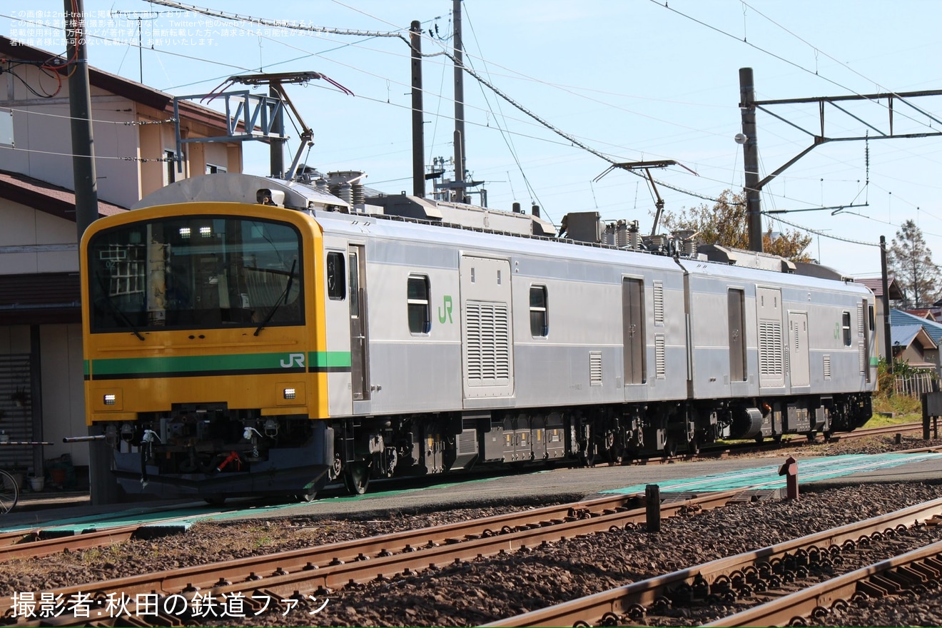 【JR東】E493系02編成が秋田総合車両センターへの拡大写真