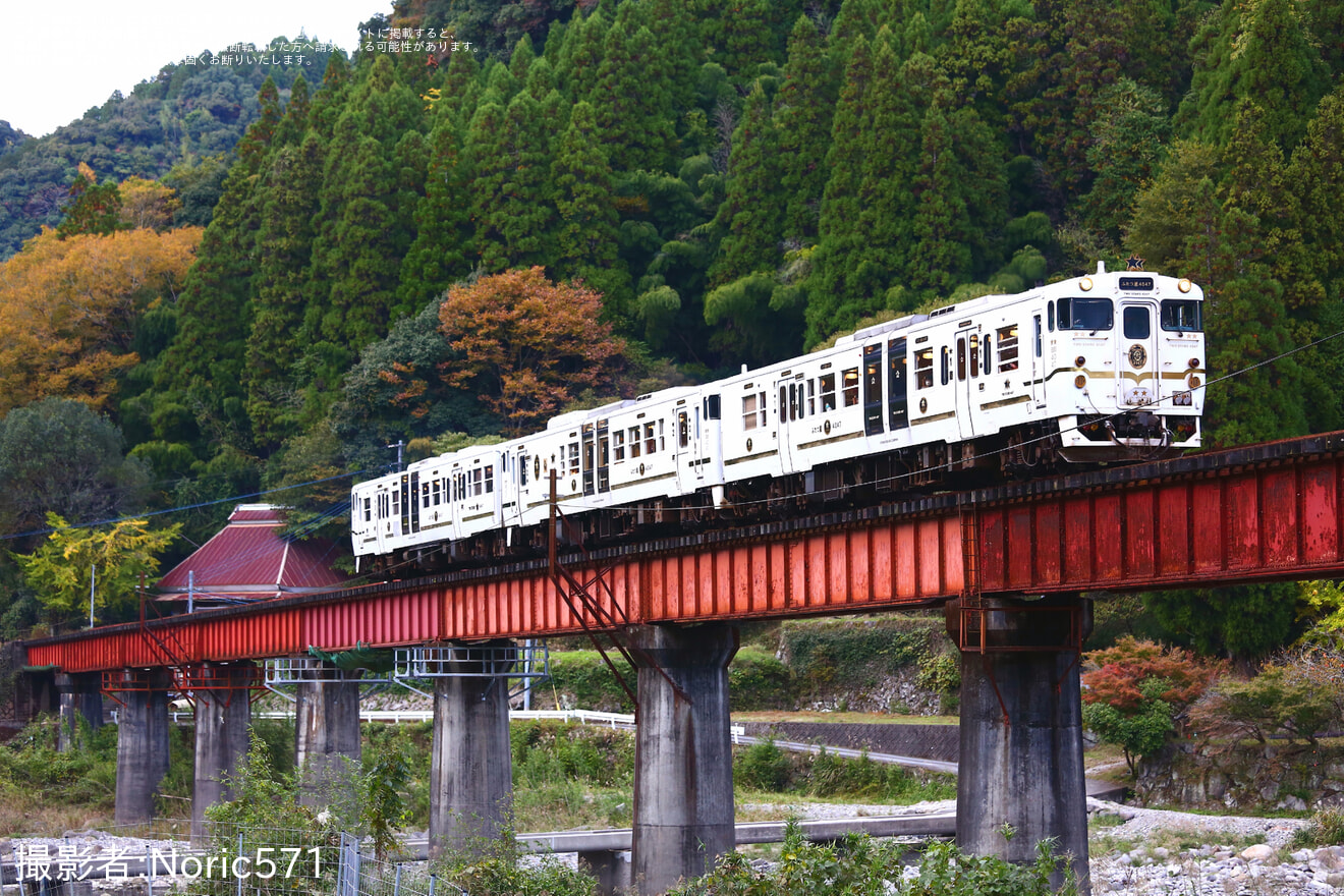 【JR九】「ふたつ星4047」特別乗車ツアーの催行の拡大写真