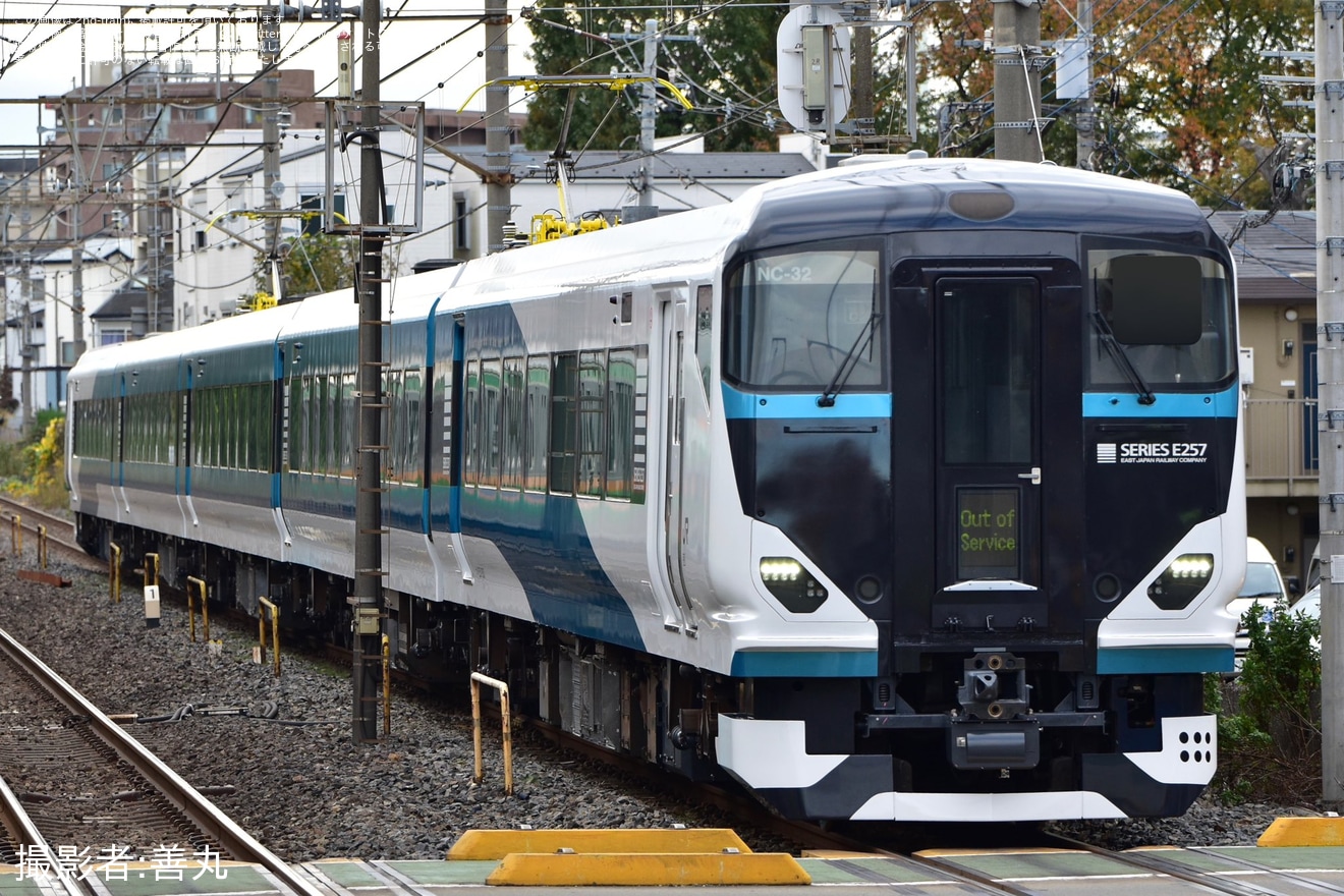 【JR東】E257系2500番台NC-32編成大宮総合車両センター出場回送の拡大写真