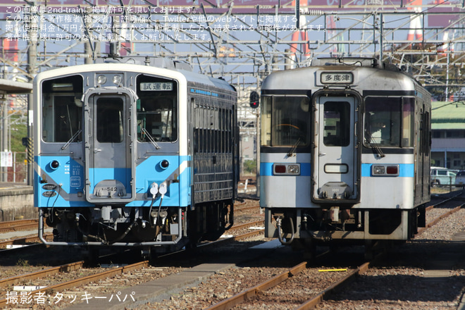 を多度津駅で撮影した写真