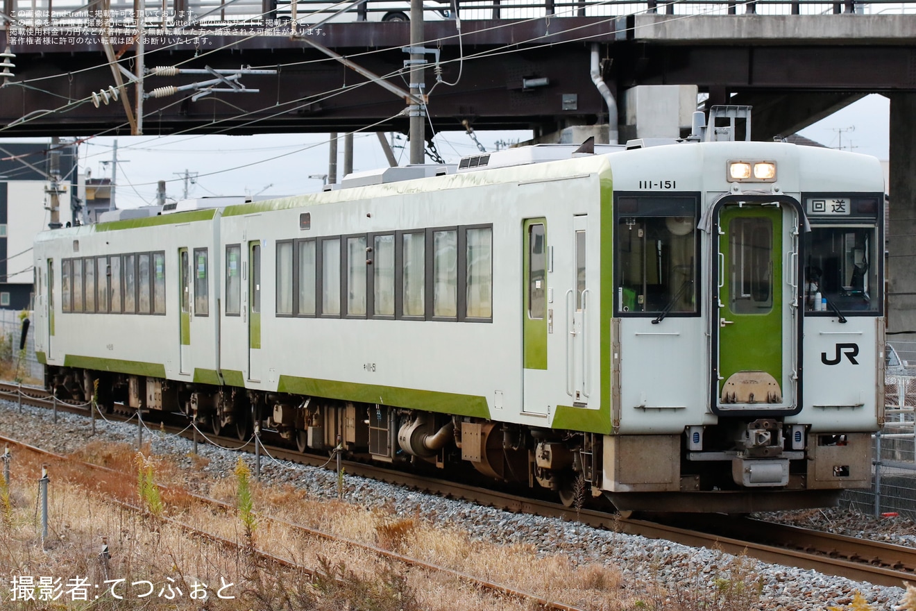 【JR東】キハ111-151+キハ112-151が盛岡車両センター一ノ関派出へ転属に伴う回送の拡大写真