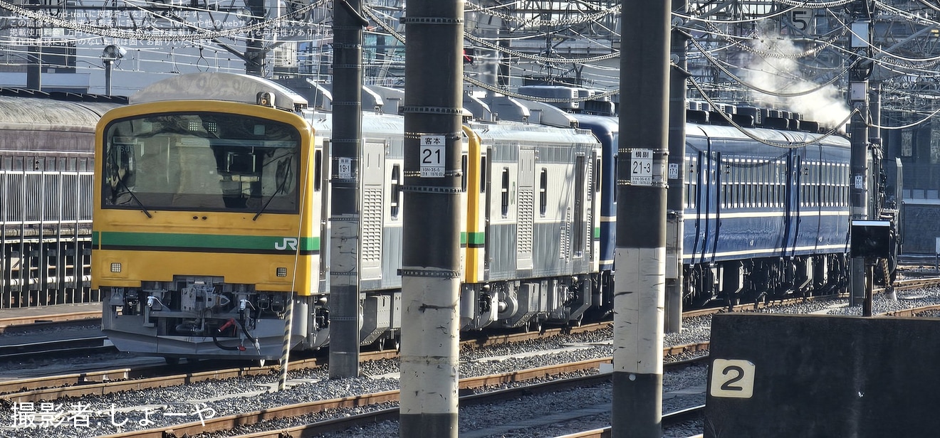 【JR東】D51-498と12系とGV-E197が連結の拡大写真