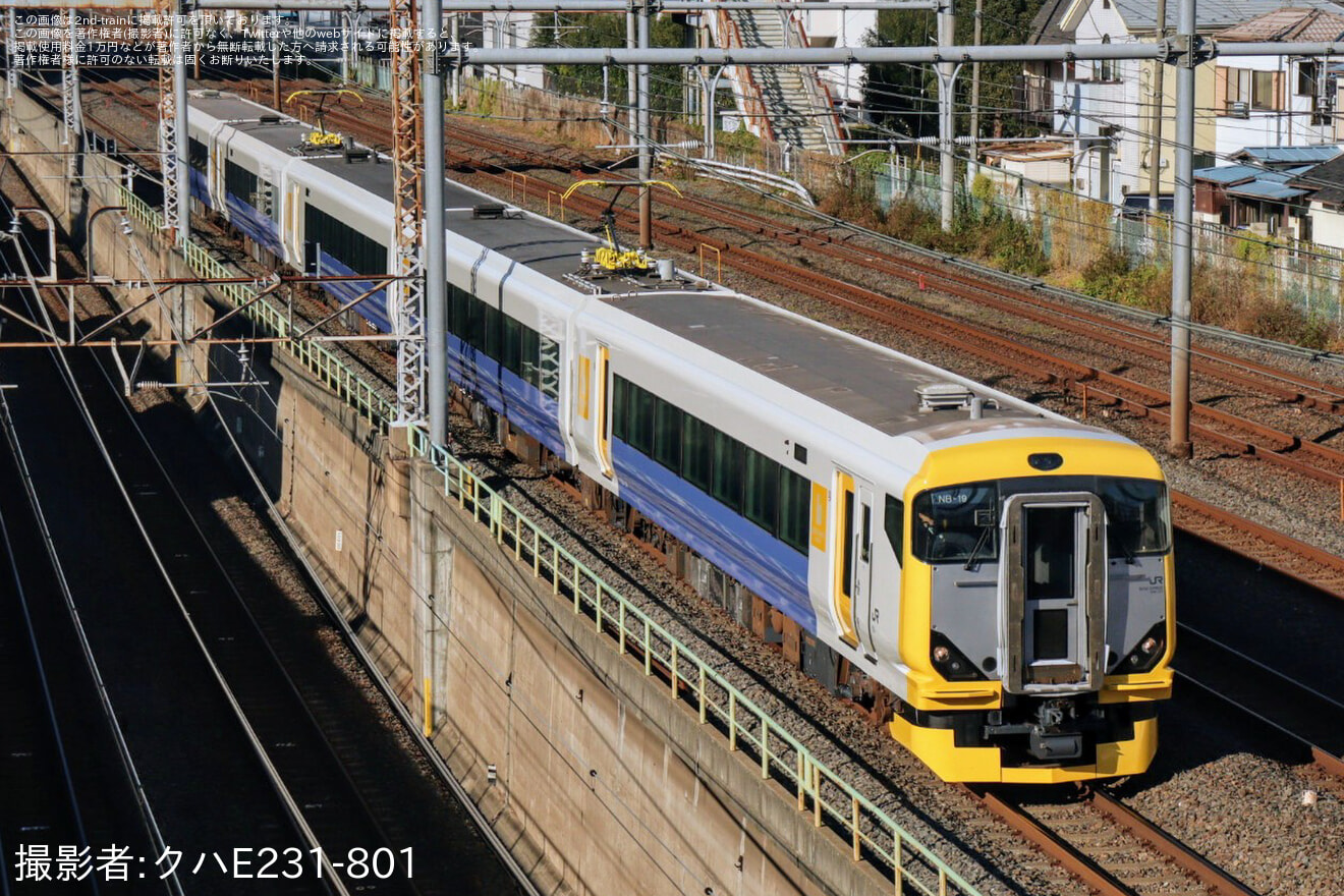 【JR東】E257系マリNB-19編成大宮総合車両センター出場回送の拡大写真